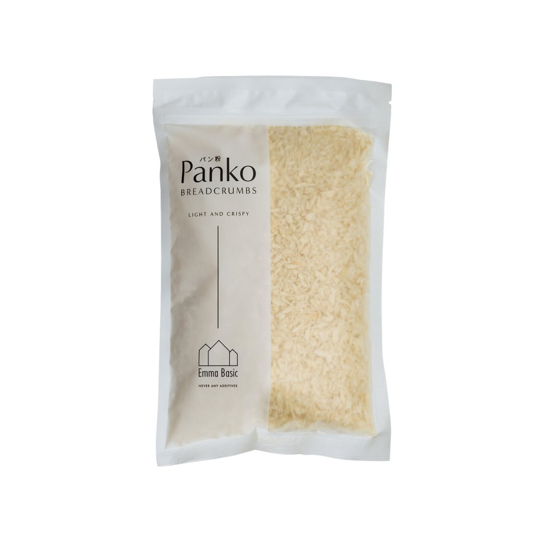 Close-up of Emma Basic Panko Breadcrumbs on a white background 
