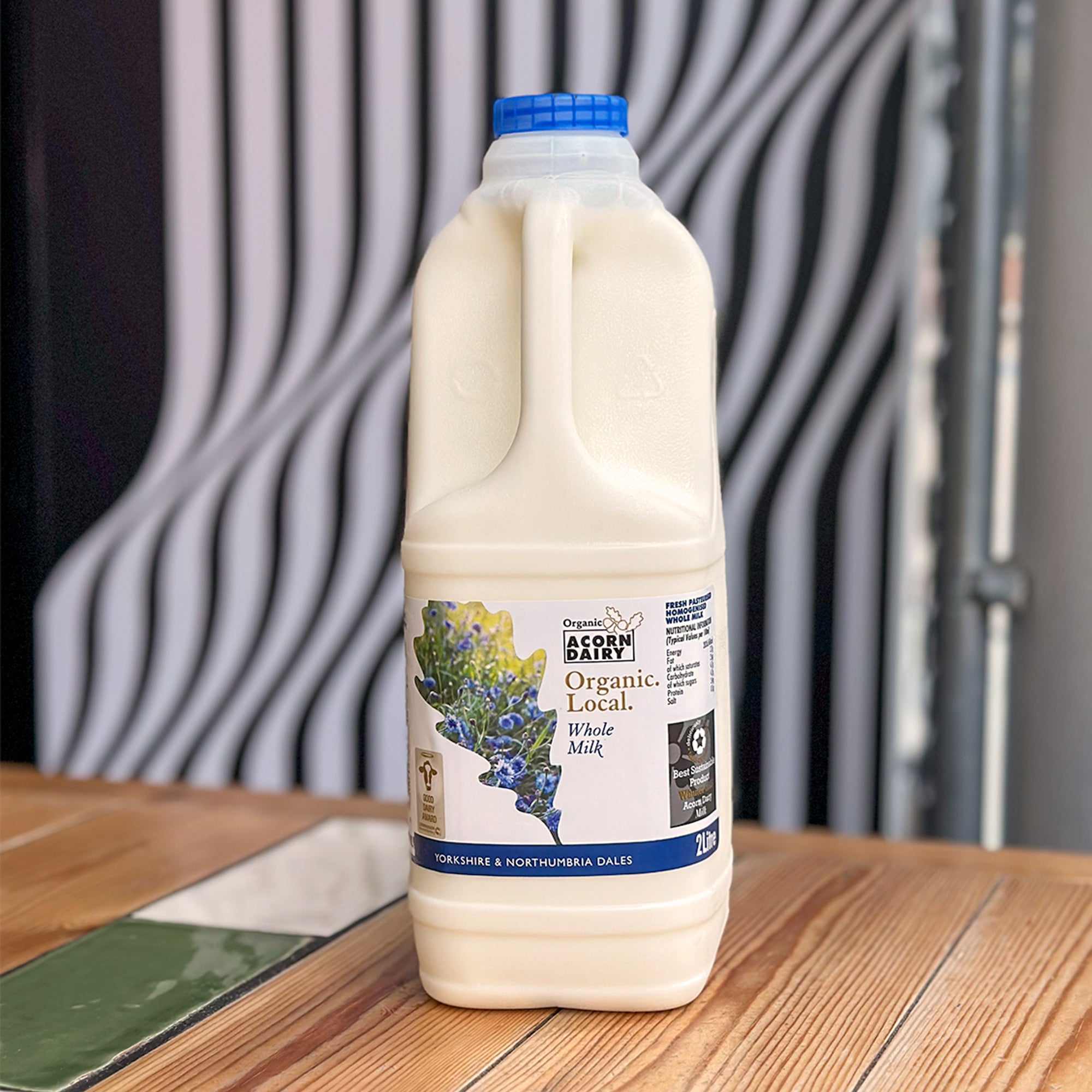 Acorn Dairy Organic Milk image 1