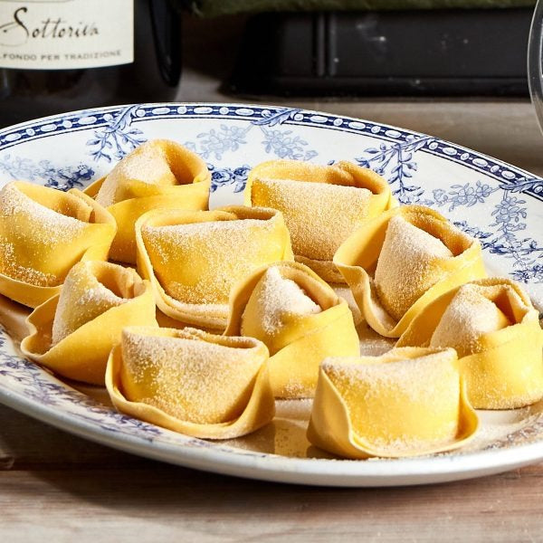 La Tua Pasta Burrata & Black Truffle Tortelloni image 0