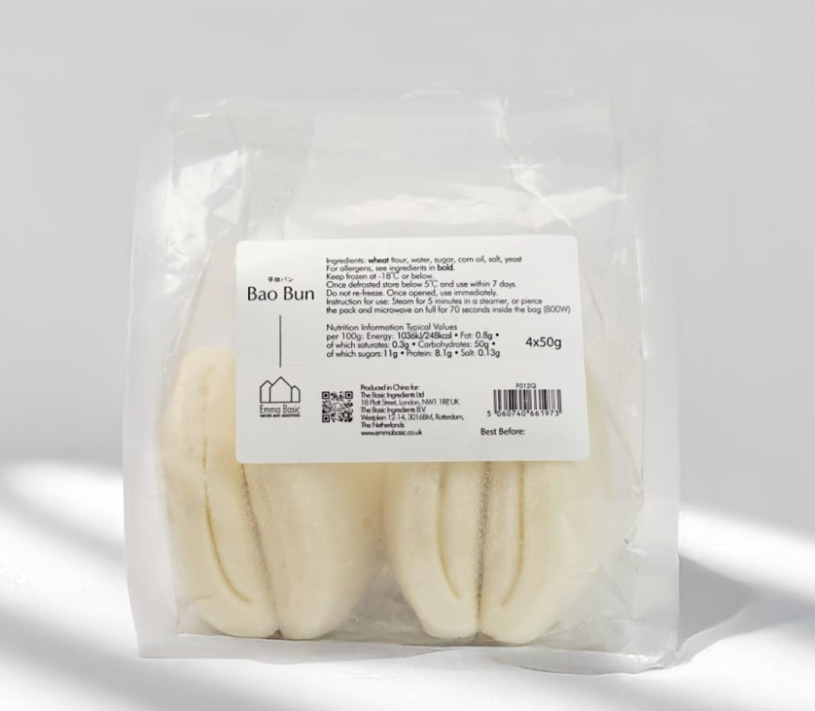 Close-up of Emma Basic Bao Bun Clean Label on a white background 