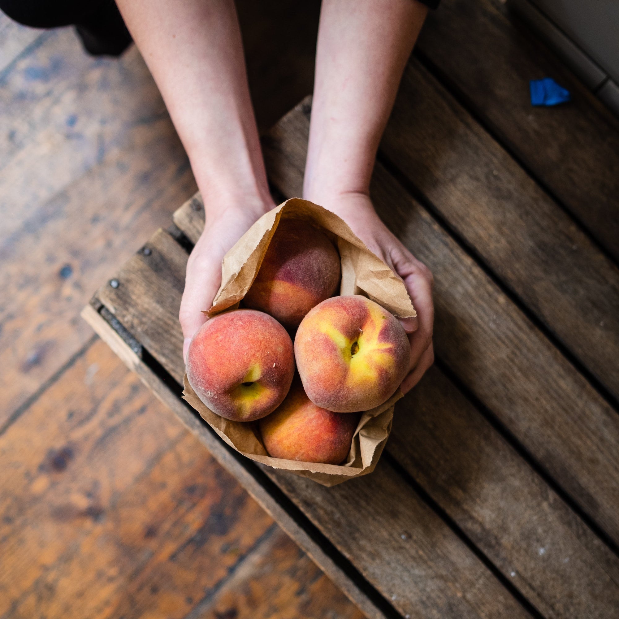 Nectarines (250g) image 1